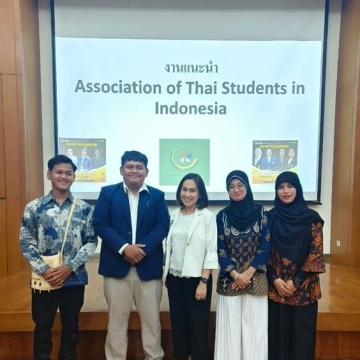 November: Introduction to Association of  Thai Student in Indonesia 